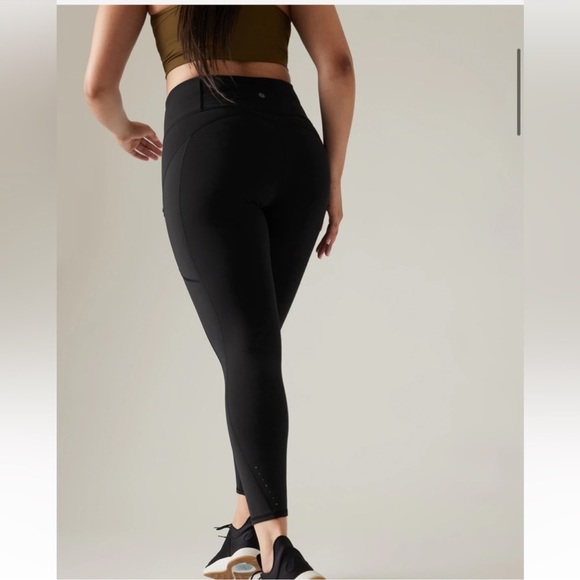 NWOT Athleta Rainier Tights Fleece Lined Black (Large) - Picture 9 of 12